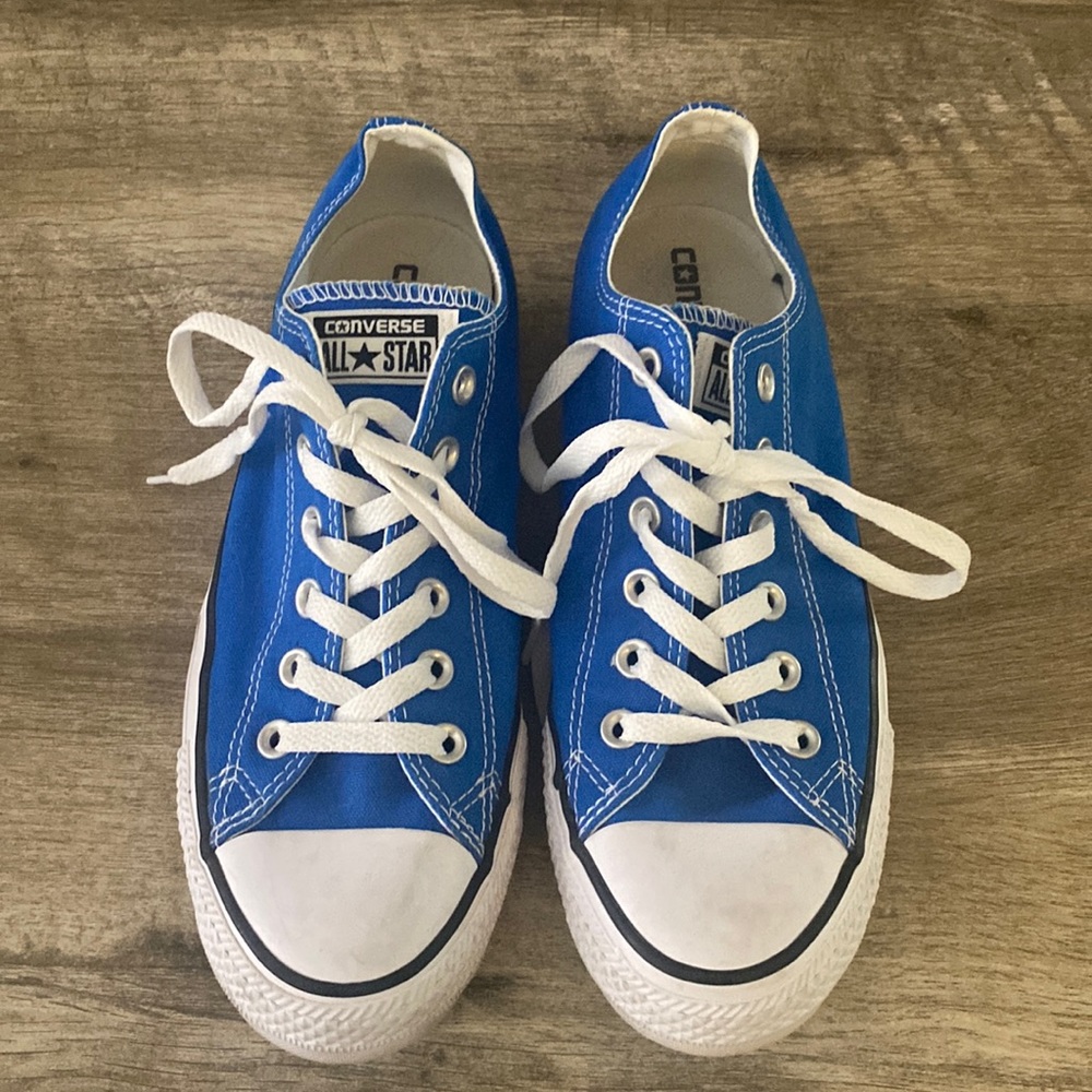 Blue converse 💙 size 9